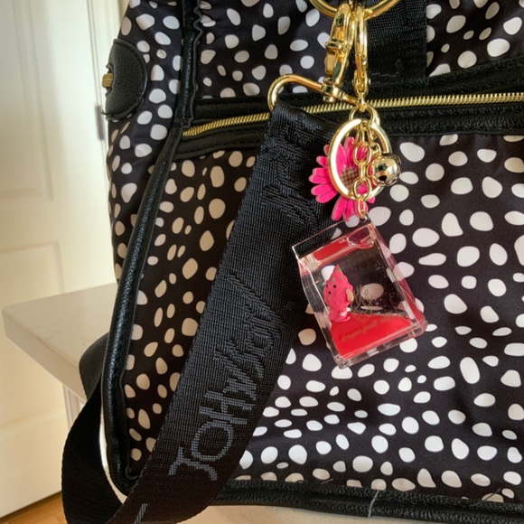 Floating Cute Passion Fruit Key Chain - Picture 2 of 3